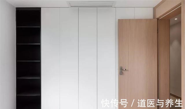 储物间|你家衣柜还做上下分体现在流行这样一门到顶的设计,时尚又大气!