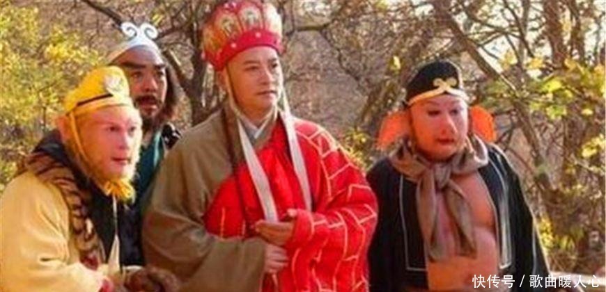 通天大|一座墓碑的发现, 上面写着齐天大圣, 墓碑旁有根铁棒更是非同一般!