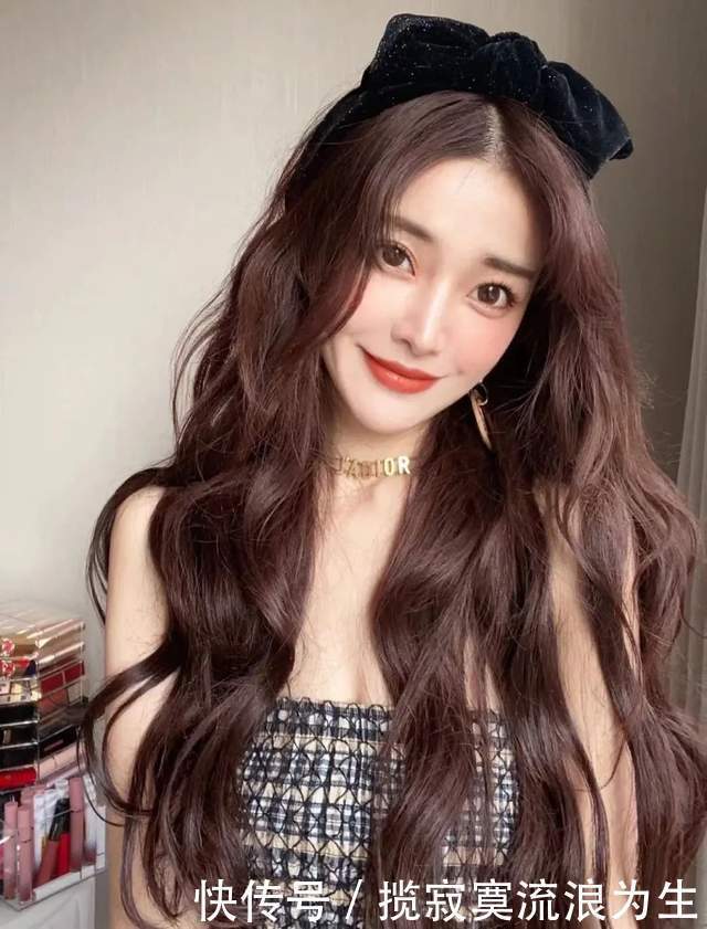 你是什么脸型就选什么刘海今年流行这几款,气质显脸小