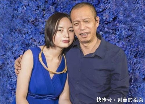 当年取出肋骨，做成项链送给5个女人的行为艺术家，如今现状如何