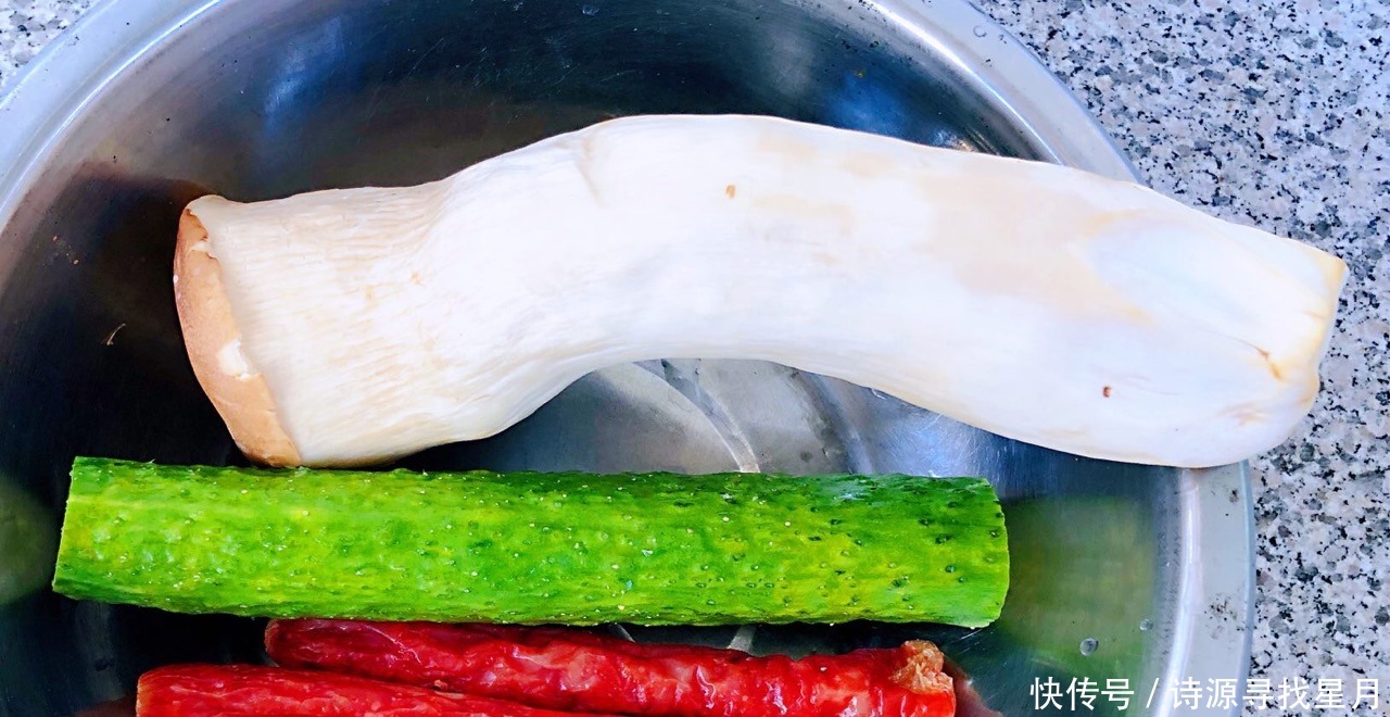 惊蛰后这肉要多吃,比猪肉便宜,比牛肉好吃,炒一炒上桌,太香了