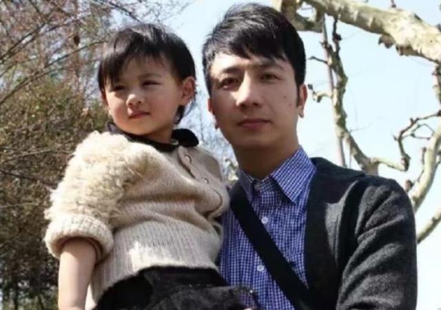 小贞|林生斌曾说最爱女儿,女儿长大后当童模,打算给妈妈买礼物太懂事