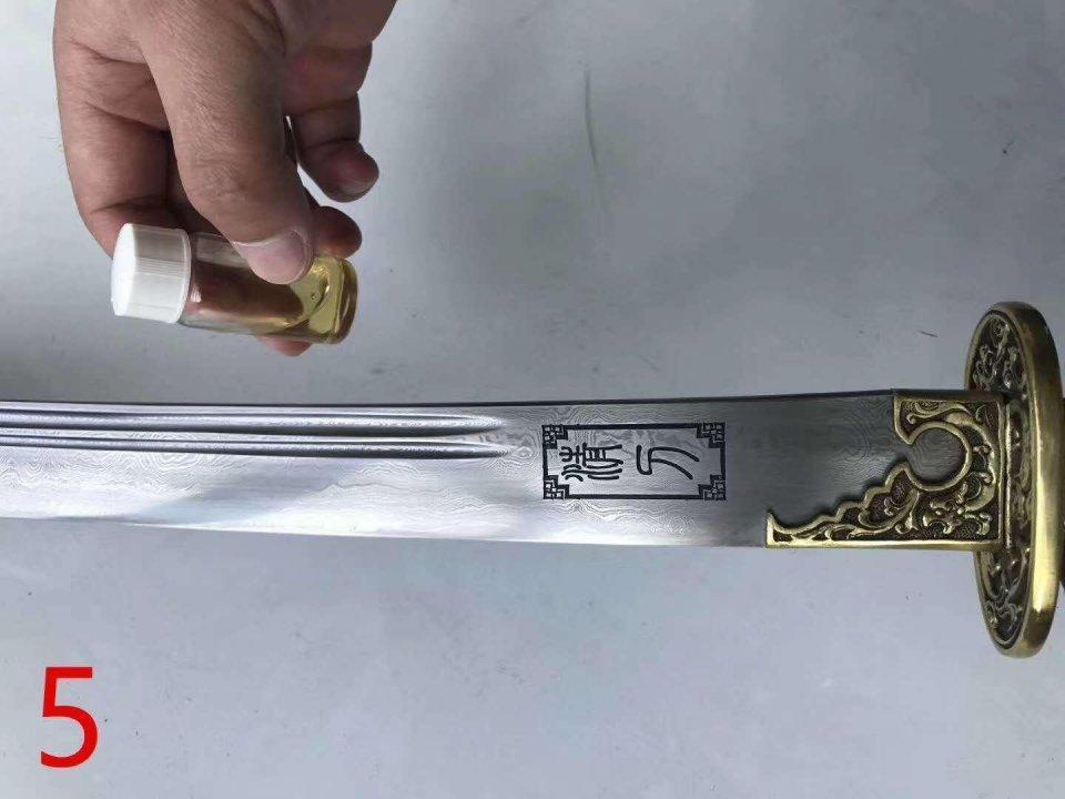 刀剑|刀剑该如何保养才不易生锈