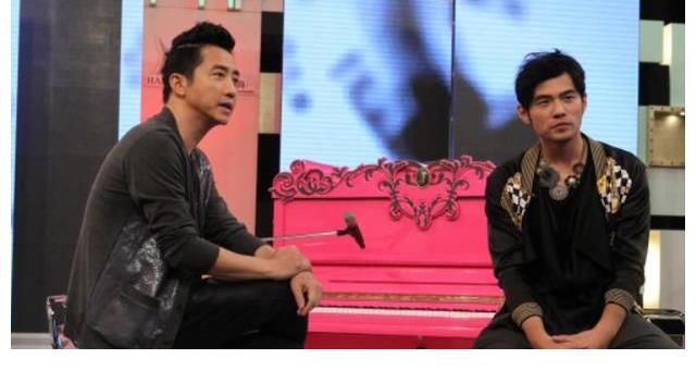 情非得已|《好聲音2021》看到那英語無倫次后，我更想念哈林了，他無可替代