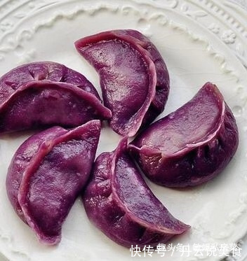 冷天就爱吃饺子，不放面粉，颜色好看，营养高，孩子吃一盘嫌不够
