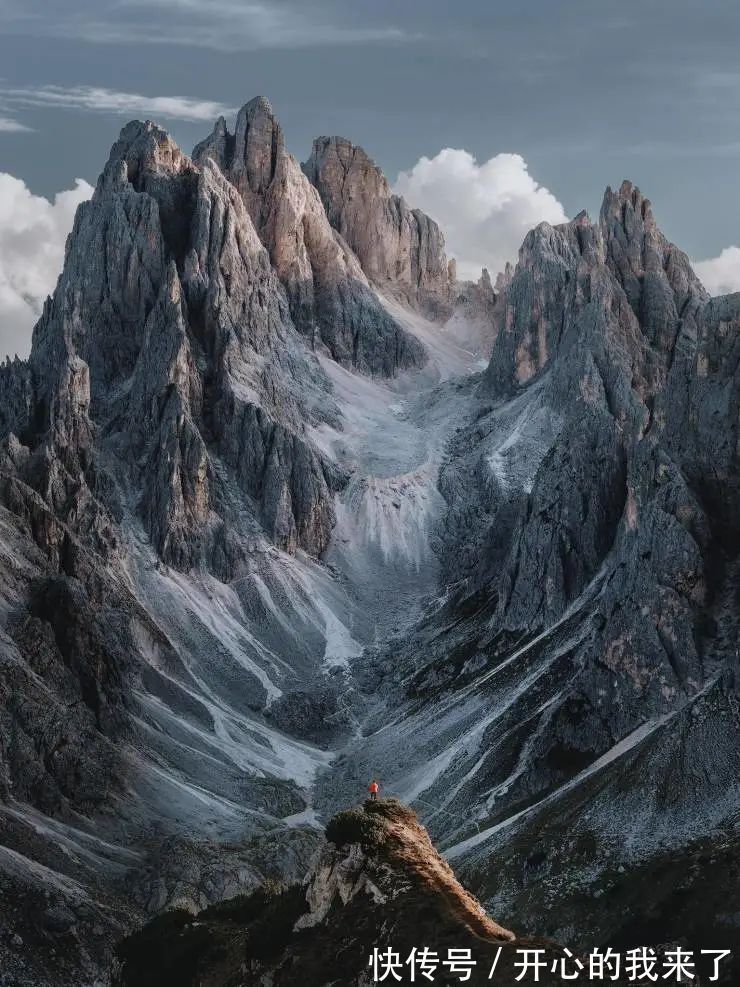 |【被窝段子20220127】人生从哭声开始在泪水里结束,这中间叫做幸福