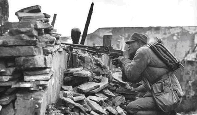 投降|曾经的抗战英雄庞炳勋,为何最后投降了日军,做了汉奸