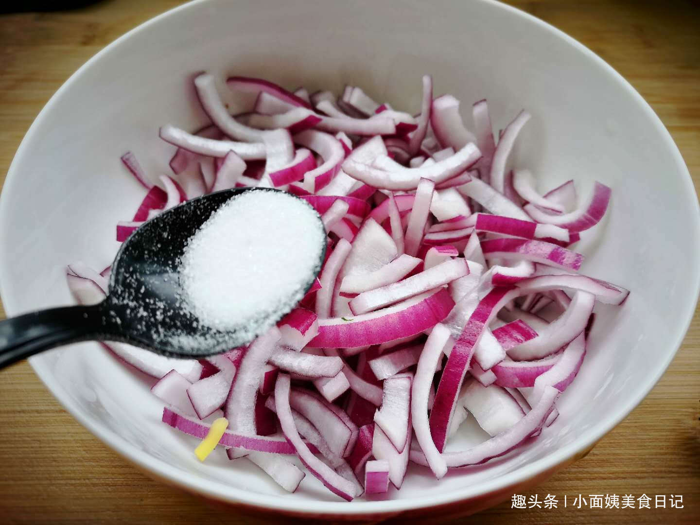 洋葱|高血糖最怕这菜，糖尿病人多吃，每天坚持吃一点，血糖稳定在4.0