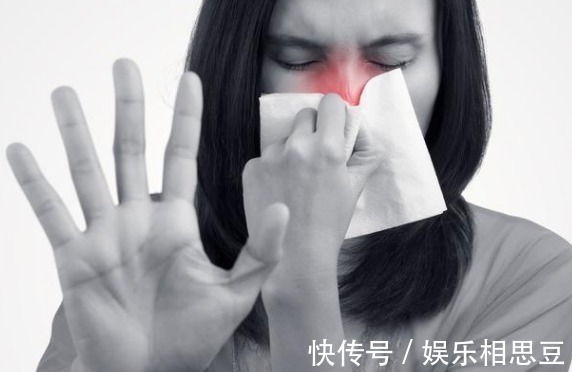 慢性鼻炎|鼻炎的祸根终于找到!常喝1杯水,赶走鼻塞流涕,呼吸畅快