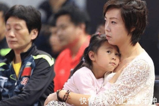 乒坛|张怡宁有多强女儿崇拜丁宁,却被告知他们都是妈妈的手下败将