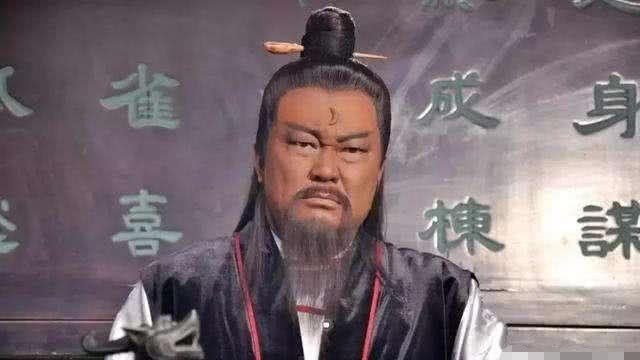 正二品|包拯和海瑞谁官大,分别相当于现在的什么官职?看完这个你就知道了!