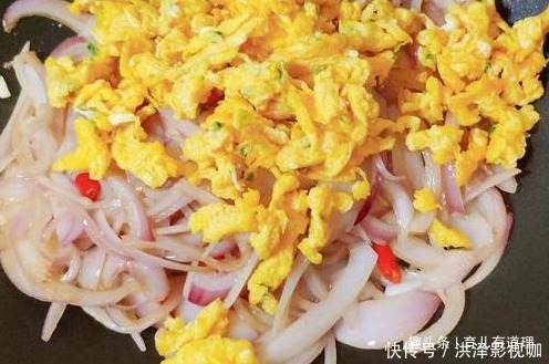 上桌|吃腻了大鱼大肉,就做到特别家常的素菜,3分钟就上桌越吃越香