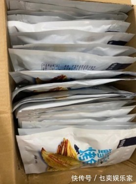 肉松卷|建议大家逛超市时,看到这5款零食别手软,好吃不贵,很良心!