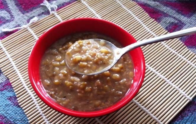 绿豆衣是个宝，绿豆和此物一起煮，健脾、补气血、除湿、控血糖