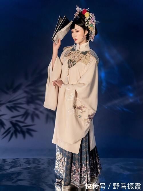漢服|明制漢服造型的靈魂:“云肩”,古典又優(yōu)雅,同袍都愛(ài)穿