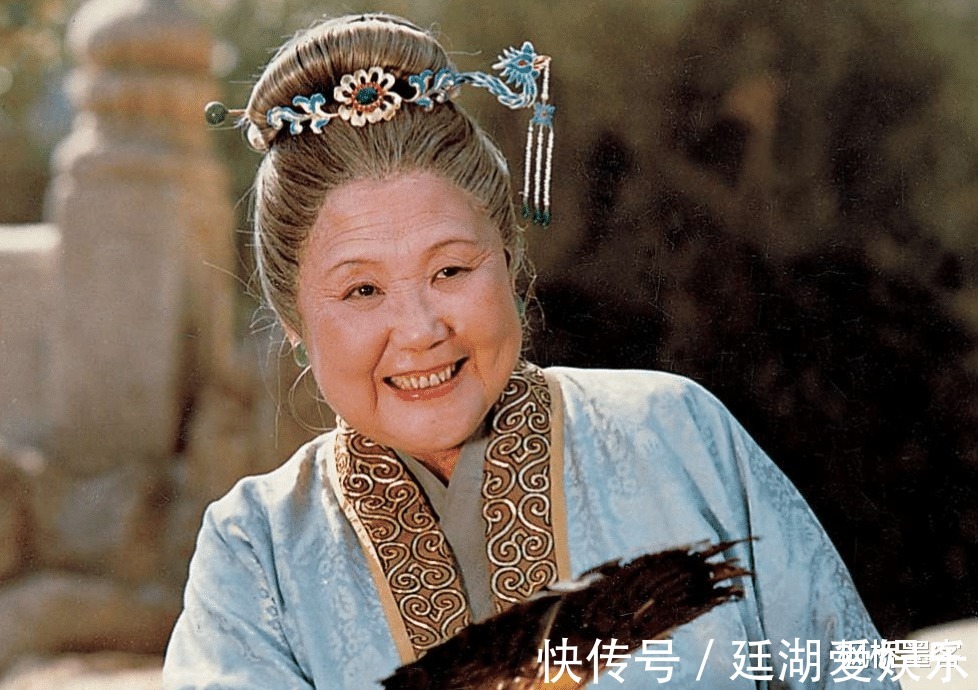 奴才|出身决定一切从贫与富中,探析《红楼梦》中刘姥姥与贾母的形象