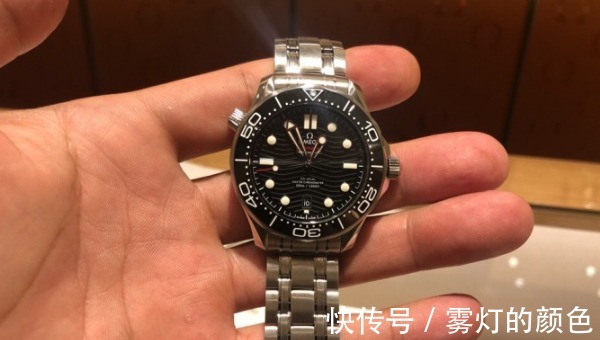 海马 欧米茄让我一见倾心,解毒欧米茄海马300米潜水表!