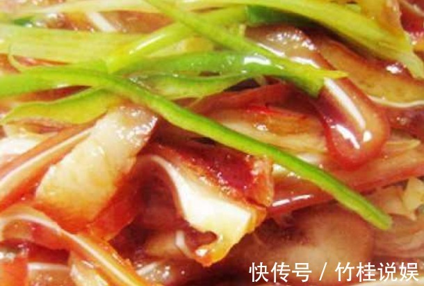 脆韧弹牙，麻辣鲜香，每一个断面都有天然细腻感，最具艺术感美食