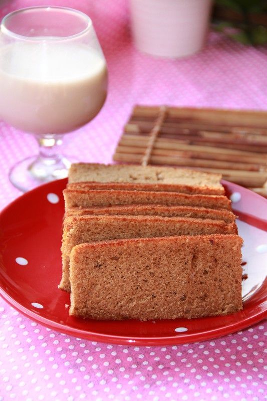 自制枣泥蛋糕，方法一点也不难，一个破壁机就搞定，小白也能会