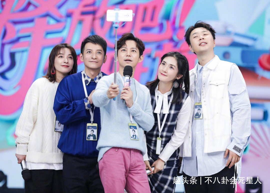 何炅|离开了滤镜的何炅长这样,《快本》抄袭被国外公开处刑,太丢人!