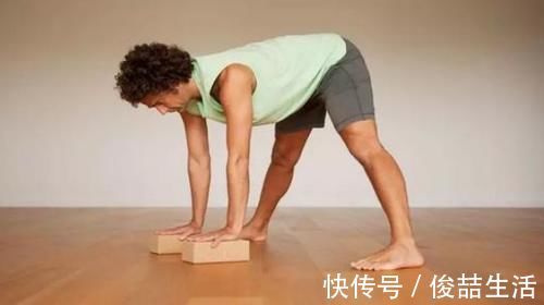 动作|7个基础瑜伽体式，很多人都难做好，超详细体式讲解，值得你收藏