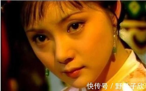 薛宝钗&宝玉的一句“体丰怯热”,为何让宝钗当众发飙,怒怼宝黛二人?