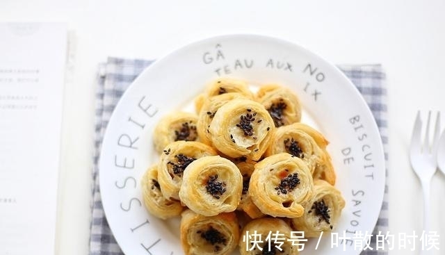 黑暗料理|分享香蕉隐藏吃法，外脆里糯，香香甜甜好滋味，简单几步就搞定