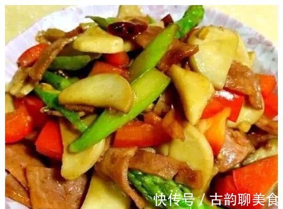 红灯笼椒|美食推荐红油肉丁，杏鲍菇芦笋炒鸡丁，孜然羊肉卷，黄焖栗子鸡