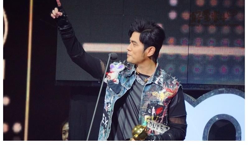 华语乐坛|周杰伦华晨宇谁影响力更大他在音乐上有很大的发展空间