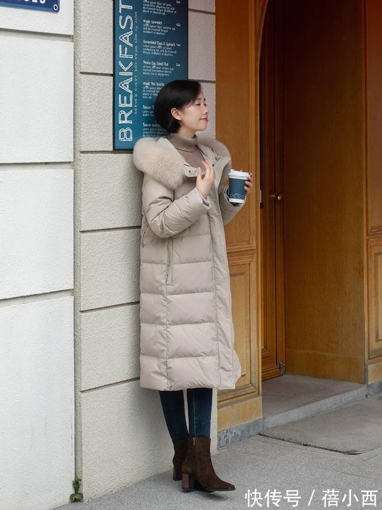 小蛮腰|论穿“毛衣+裤子”,就服这位158cm的素人博主,实用显瘦又提气质