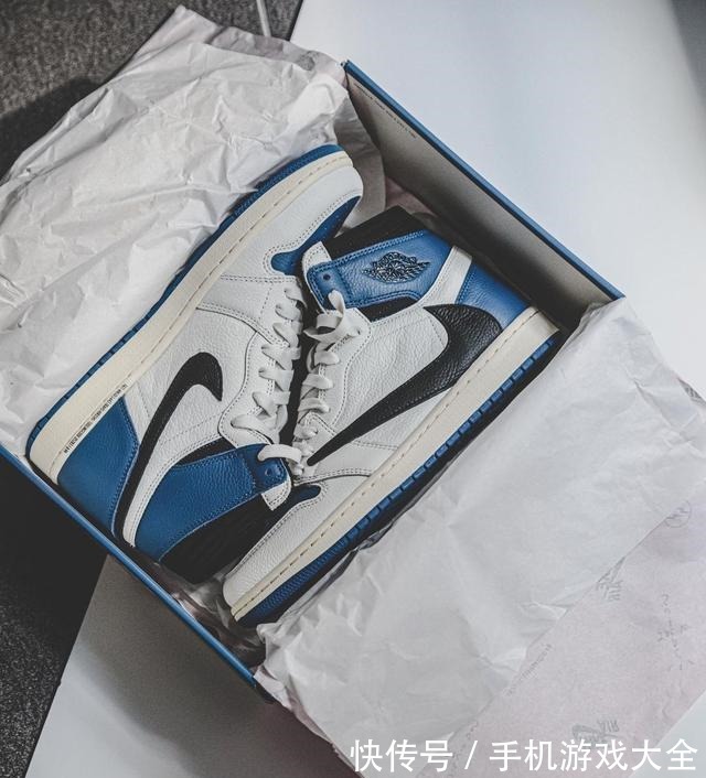 闪电倒钩 藤原浩亲晒!「闪电倒钩」还有特殊版本!网友看完就这!