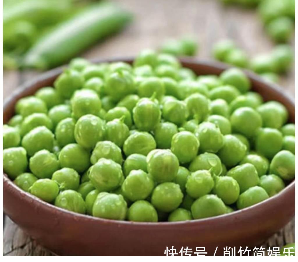 鸡胸肉|适合大众的低脂减肥餐：玉米豌豆鸡肉饼！易做又美味，还不怕吃胖