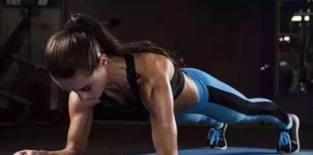 肌肉|失去“啤酒肚”的三个阶段来发展腹部肌肉,且永远不会反弹