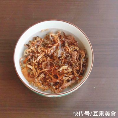 这么好吃的梅菜扣肉做法，现在知道还不晚