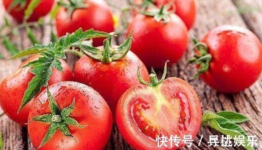 维生素c|吃西红柿一小时内, 切记别碰3种食物, 现在知道还不晚!