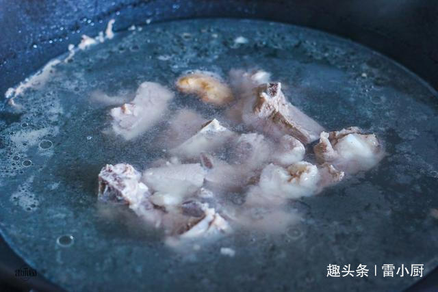 粉蒸排骨好吃有诀窍,详细的做法和技巧告诉你,香气扑鼻入口软糯