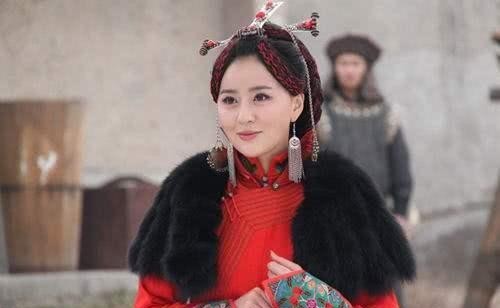 大汗|她是蒙古大汗的夫人，以有孕之身嫁给皇太极，地位比孝庄还高！