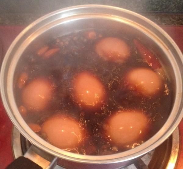 为什么你煮的茶叶蛋不好吃?70岁奶奶教你一招,香气扑鼻还入味