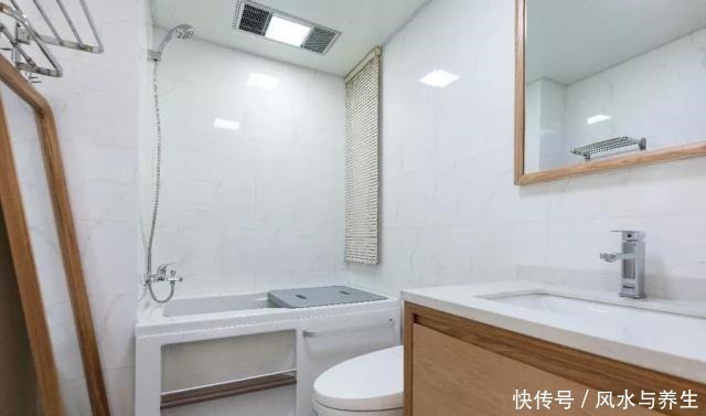 墙面|新房终于完工，一进门就被玄关迷住，每个细节都很喜欢，太漂亮了！