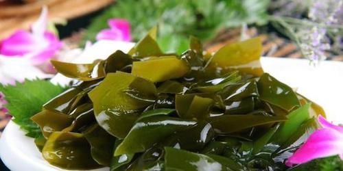 气色|女性害怕变黄脸婆,推荐常吃以下食物,淡斑养颜,气色好显年轻