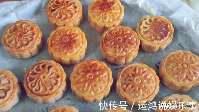 电饼铛|想吃月饼不用买，电饼铛就能做，比例配方详细讲解，轻松做成功
