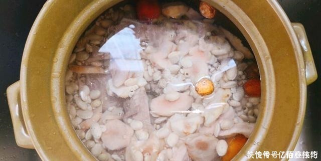 靚湯|濕氣重，百病生，教你這道靚湯，健脾祛濕，常喝一身輕松，人精神