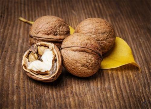 核桃|大脑爱吃的食物里,核桃才排第4名,第1名打死你也不相信是此物