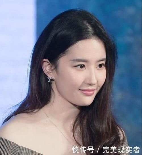 迪丽热巴|脸上有这4个特征的女生,很容易招直男喜欢,快快看你有没有