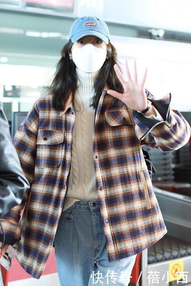 潮流|刘雯不愧是超模,简单穿一身休闲装都特有高级感,轻松引领潮流