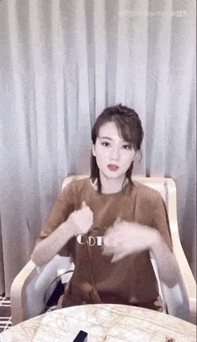 尾款|还没付尾款的我，全都买了这款配饰包！