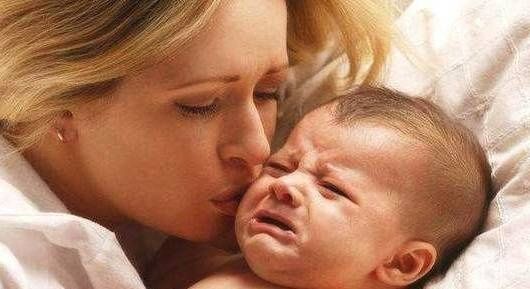 宝爸|新生儿不停的哭闹，不是宝宝不乖，而是因为它在作祟！