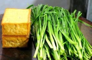 大厨|原来韭菜和此菜才是天生一对,大厨教你一招,上桌一下就抢完