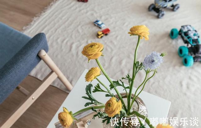 隔断|舍弃“客厅”,不买沙发,进门加隔断,这么装实用极了,晒晒全屋