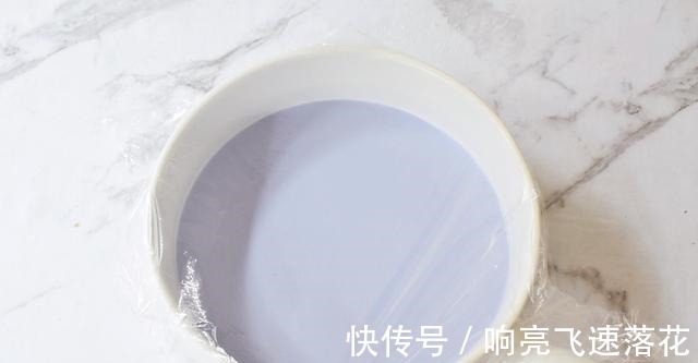 馅料|颜值高的冰皮玫瑰馅月饼，好吃可口，制作简单！